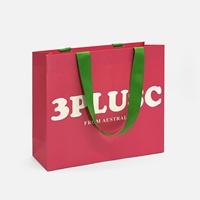 Sac en papier recyclable avec poignée, personnalisé avec logo de marque, pour la promotion de vêtements de luxe, cadeaux, achats, bougies