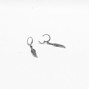 Yunnique Boucles d'oreilles en forme de plume en acier inoxydable, bijoux de fête pour hommes et femmes - Product Image 2