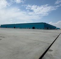 Entrepôt logistique préfabriqué en structure métallique isolée, usine intégrée, atelier en acier, conception moderne, projet global