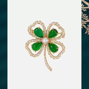 Broche Personalizado Atacado Trevo de Quatro Folhas Esmeralda Elegante para Mulheres Acessório de Casaco - Product Image 3