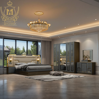 Ensemble de chambre à coucher personnalisable 5 pièces avec lit Queen Size, coiffeuse miroir, collection de meubles modernes en bois pour villa