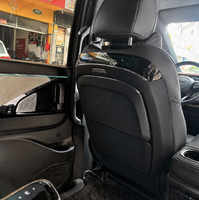 Mesa Plegable para Asiento Trasero Chery ICAUR V27 2026 con Carga Inalámbrica, Portavasos, Luz Ambiental, Bolsillo de Almacenamiento, Accesorio para Viajes por Carretera