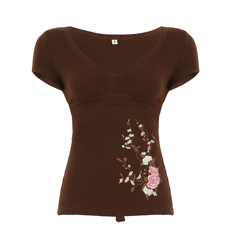 สีน้ำตาล