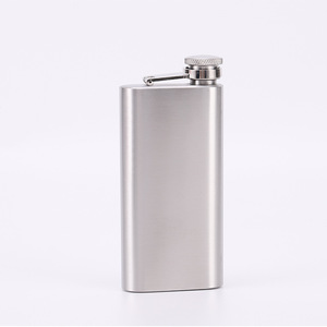 Flasque à <span class=keywords><strong>alcool</strong></span> en acier inoxydable de 8 oz avec logo personnalisé - Product Image 6