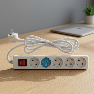 Multiprise Standard avec 5 prises et interrupteur, 5 mètres, 3500W, 250V (GSC 0000795) - Product Image 3