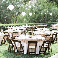 Chaise de mariage pliante en résine de bois brun de haute qualité pour hôtel en plein air, fête, dîner, Banquet