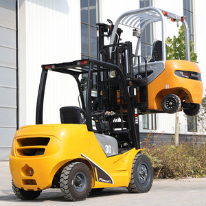 Fabricante Profesional Huayee de China, Camión Todoterreno 4x4 de 3.5, 4 y 5 Toneladas, Fácil de Operar - Product Image 1