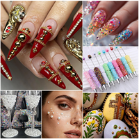 Kit d'accessoires pour nail art 24, 28 ou 40 compartiments, comprenant des perles en résine à dos plat et des strass, pour la décoration DIY de faux ongles, avec colle