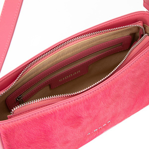 Sac à bandoulière en cuir PU personnalisable tendance et luxueux 2024 pour femmes, sac sous le bras en <span class=keywords><strong>fourrure</strong></span> <span class=keywords><strong>vegan</strong></span> rose, sac à main de créateur pour femmes avec logo - Product Image 6