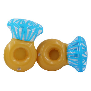 <b>Inflatable</b> Diamond Ring Coaster Cup Holder <b>Floating</b> Beverage Holder For Swimming Pool Outdoor Use Unisex PVC Material - Product Image 5