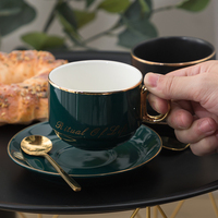 Tasse à café en céramique A5L, style européen minimaliste, ensemble de thé de l'après-midi de luxe, tasse à café légèrement luxueuse en porcelaine