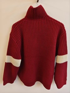 เสื้อสเวตเตอร์ถักซิปสั้นลำลองทรงหนาสไตล์วินเทจเบอร์กันดีพร้อมโลโก้ด้านหน้า - Product Image 6