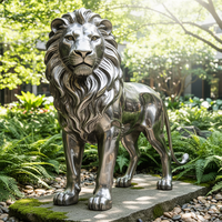 Sculpture de lion en acier inoxydable poli argenté sur mesure, fabriquée en Chine, grande statue d'animal en métal pour extérieur, statue de lion debout