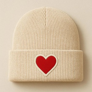 Écusson brodé de coeur rouge de haute qualité-Insigne mignon à repasser/à coudre, Écusson d'amour de la Saint-Valentin pour vestes, sacs, chapeaux, jeans - Product Image 5