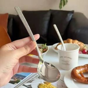 <span class=keywords><strong>Cuillère</strong></span> à dîner en acier inoxydable à long manche martelé Cuillères à soupe rondes Cuillères <span class=keywords><strong>de</strong></span> <span class=keywords><strong>table</strong></span> <span class=keywords><strong>de</strong></span> restaurant - Product Image 2