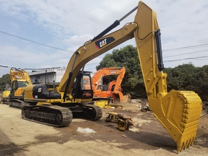 รถขุดตีนตะขาบ CAT 330D มือสองจากญี่ปุ่นแท้ รถขุดตีนตะขาบ Caterpillar มือสอง รุ่น CAT 330D มีสินค้าในสต็อก - Product Image 4