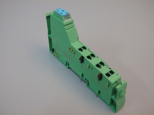 Módulo de Entrada PLC Ibil24di4 - Contact Ib Il 24 Di 4/2726214 Utilizado para productos en garantía - Product Image 2