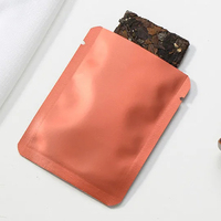 Sachet personnalisé pour bœuf séché, scellé sur trois côtés, en Mylar, pour l'emballage de snacks à base de viande, avec impression brillante, encoche de déchirement et film de qualité alimentaire