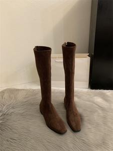 Botas de tacón de bloque de ante albaricoque para mujer, estilo coreano, de media caña, con punta, ajustadas, hasta la rodilla, para otoño-invierno 2026 - Product Image 3