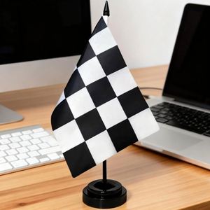 Bandera de Escritorio a Cuadros Blancos y Negros de 12 Pulgadas, Asta de PVC Sólido, Banderas de Mesa de Oficina Mini de Poliéster Ecológico con Base Negra - Product Image 4