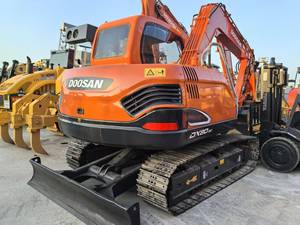 Excavatrice sur chenilles d'occasion DOOSAN DX80 d'origine Corée, 8 tonnes, moteur d'origine, faible nombre d'heures de fonctionnement, petite pelle hydraulique pour travaux forestiers - Product Image 5
