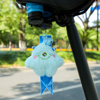 Pendentif décoratif mignon pour vélo de route et VTT, ruban réfléchissant, accessoires de cyclisme écologiques, poupée en peluche, ornement bts