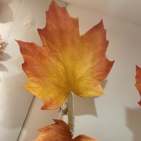 Feuilles d'érable artificielles géantes en papier, très vendues, pour décorations sécurisées de vitrines et de fêtes, au prix d'usine