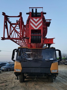 Grue sur camion STC1000C7-8 de 100 tonnes, flèche de 70 m, 3557 kN·m, moteur Yuchai <span class=keywords><strong>Euro</strong></span> VI/III, 5 essieux pour levage lourd - Product Image 2