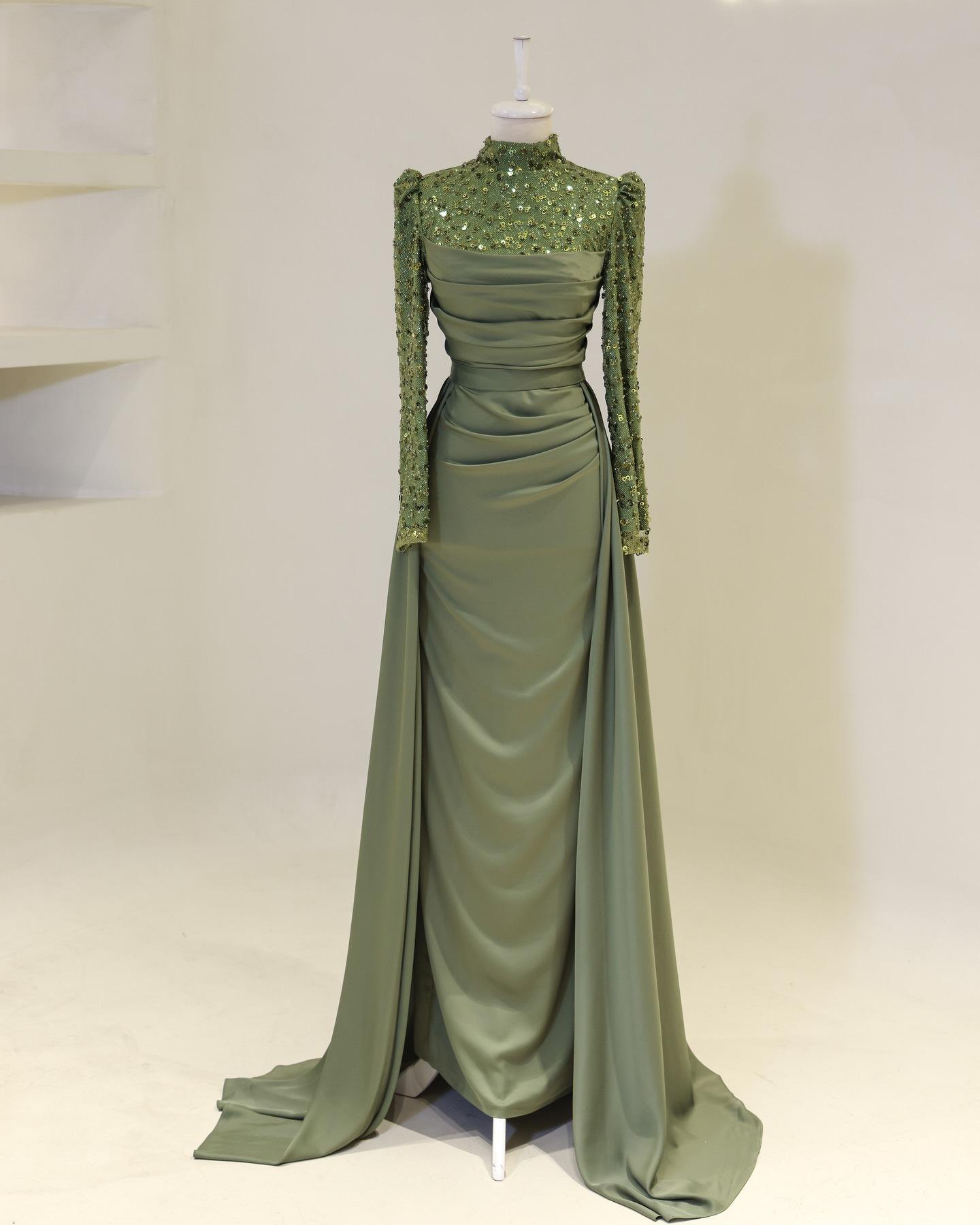 สีเขียว