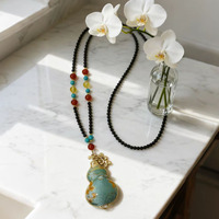 Collier pendentif gourde chinoise traditionnelle, breloque calabash émaillée avec perles multicolores, collier en onyx noir