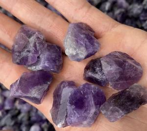 Groothandel Natuurlijke Paarse Amethist Kristal Originele Ruwe Halfedelstenen Ruwe Stenen Voor Decoratieve Ambachten - Product Image 4