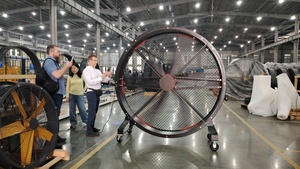 2025 OEM 2m Outdoor Fog Big Gym Cooling <b>Fan</b> Portable <b>Mist</b> <b>Fan</b> IP55 Protection 300RPM - Product Image 6