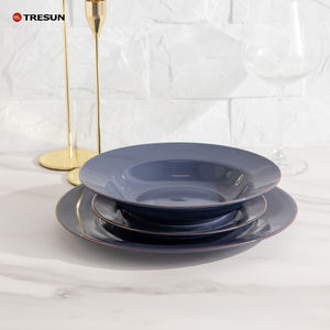 Vente en gros de la vaisselle en porcelaine TRESUN Classic Gold Rim Blue Glazed, ensemble de 12 pièces, pour mariage, compatible micro-ondes et lave-vaisselle, prix avantageux - Product Image 3