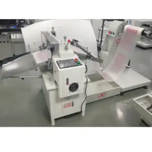 Máquina cortadora de rollo de plástico PET, PVC, PP, BOPP a hoja
