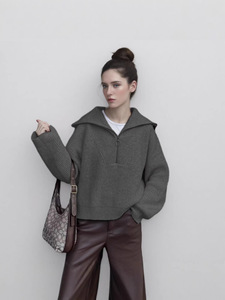 <span class=keywords><strong>Pull</strong></span> d'hiver pour <span class=keywords><strong>femme</strong></span> personnalisé en tricot côtelé rouge, col marin surdimensionné, demi-zip - Product Image 4
