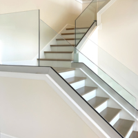 Système de main courante d'escalier en aluminium à canal en U, design moderne personnalisé, intérieur/extérieur, cadre sans cadre, verre trempé pour hôtels