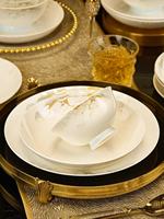 Service de table en porcelaine fine Golden Vein Blessing, luxe, sur pied haut, pour la maison, les dîners, les mariages, les cadeaux de pendaison de crémaillère, compatible lave-vaisselle