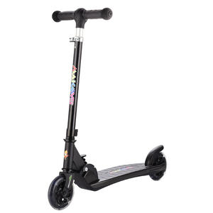 Deux trottinettes pliantes pour enfants avec roues en PU et éclairage - Product Image 1
