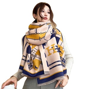 جديد الحصان والحروف طباعة الوجهين تقليد وشاح من الكشميرات النساء الشتاء مزدوج الوجهين مزاجه دافئ مريلة شال - Product Image 1