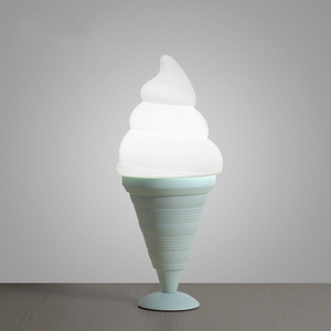 Lampe suspendue créative pour chambre d'enfant, luminaire en forme de cornets de glace pour salon de desserts, suspension décorative pour chambre d'enfant - Product Image 1