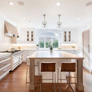 Petites armoires de cuisine, îlot de cuisine avec rangement, îlot de cuisine moderne en bois, style shaker - Product Image 1