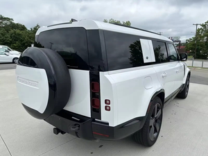 Land Rover Defender X-Dynamic SE 2024 Usato in Ottime Condizioni, Guida a Sinistra, Sedili in Pelle, 5 Telecamere Posteriori, Euro IV, Touch Screen, Xenon - Product Image 5