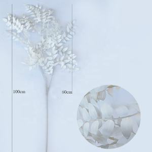 Arrangements H-718 <span class=keywords><strong>de</strong></span> feuilles vertes artificielles <span class=keywords><strong>de</strong></span> <span class=keywords><strong>feuille</strong></span> d'arbre d'acacia <span class=keywords><strong>de</strong></span> branche unique pour des décorations d'événement <span class=keywords><strong>de</strong></span> mariage - Product Image 6