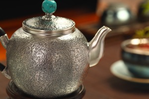 กาน้ำชาเงินแท้ 999 แบบสั่งทำพิเศษ ดีไซน์คลาสสิก งานแฮนด์เมด คุณภาพมาตรฐานอาหาร - Product Image 6