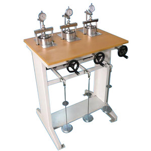 Appareil d'essai d'œdomètre à consolidation moyenne et faible WG (WG-1B) avec levier triplex - Product Image 1