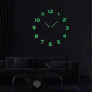 DIY 3D الساعات ليلة مضيئة كبيرة ساعة حائط لاصق من الأكريليك ضوء في الظلام الكوارتز غرفة المعيشة الإبداعية الساعات ديكور حوائط المنزل
