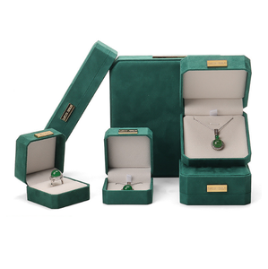 Wholesale dark green jewelry flannel box customize logo jewelry packaging boxes storage organizer display box velvet jewelry