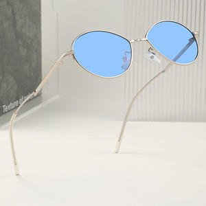 Gafas de sol ovaladas de moda transfronterizas para mujer, montura metálica, protección UV400, lentes de PC, gafas de sol para viajes y conducción. - Product Image 4