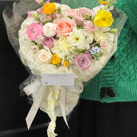 Kertas tisu tebal motif mawar elegan, pelapis dalam untuk pembungkus bunga, bahan kemasan buket
