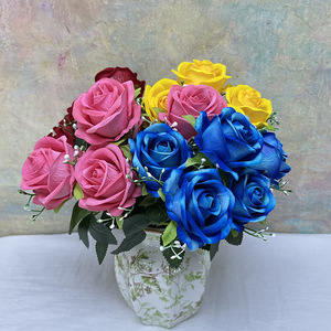 Décoration murale Mei Yu Rose, roses en tissu plastique à 5 têtes, perles, décoration pour la Saint-Valentin, hôtel, mariage - Product Image 1